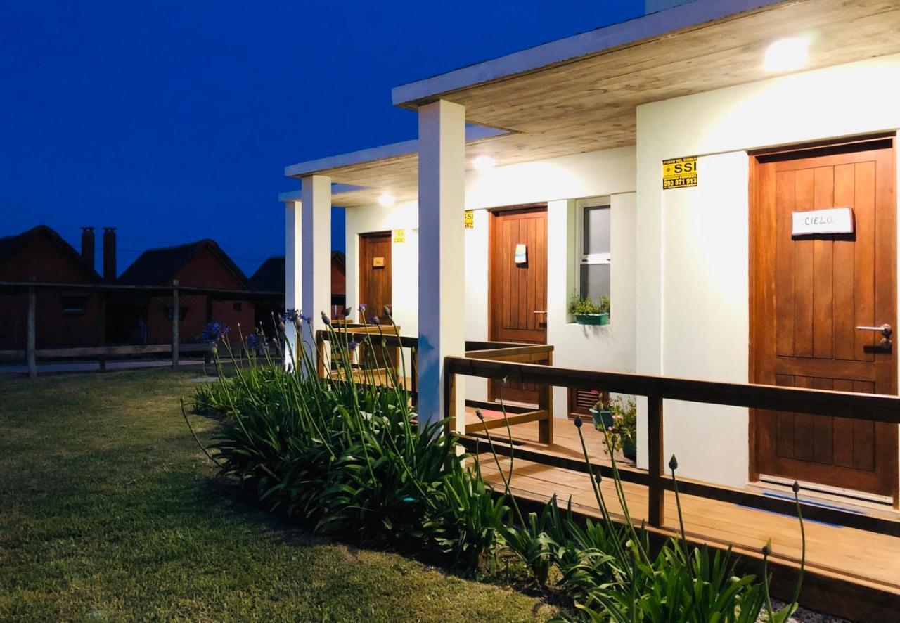Unique Hotel & Suites Punta Del Diablo Eksteriør bilde